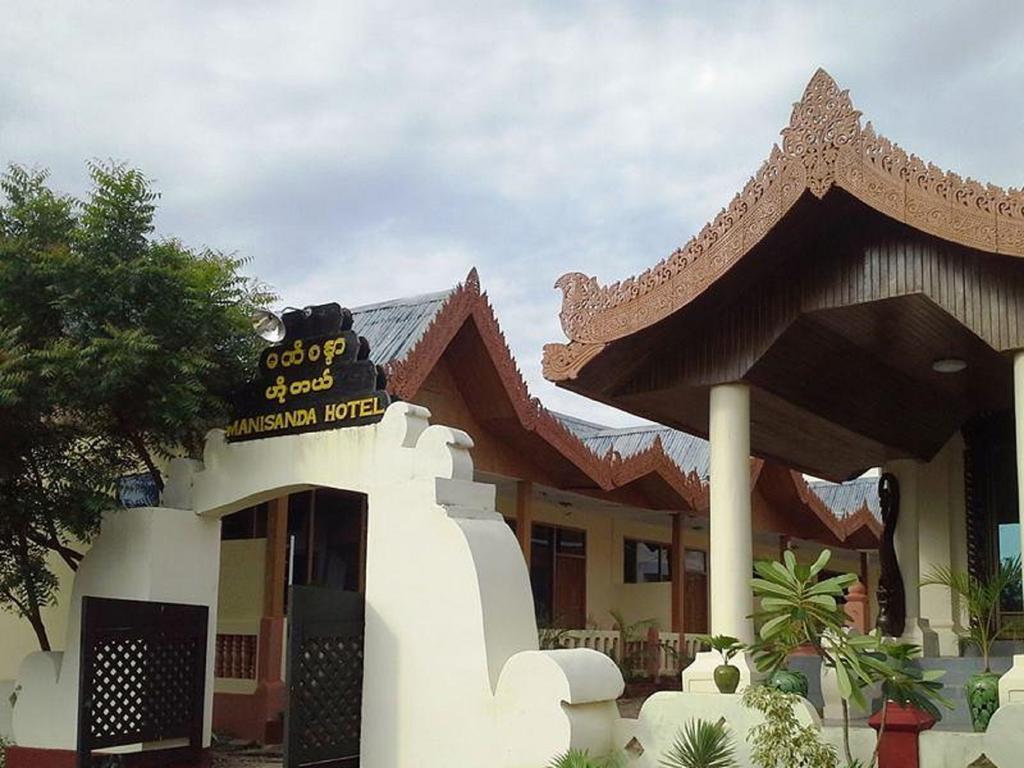 Manisanda Hotel Баган Екстер'єр фото